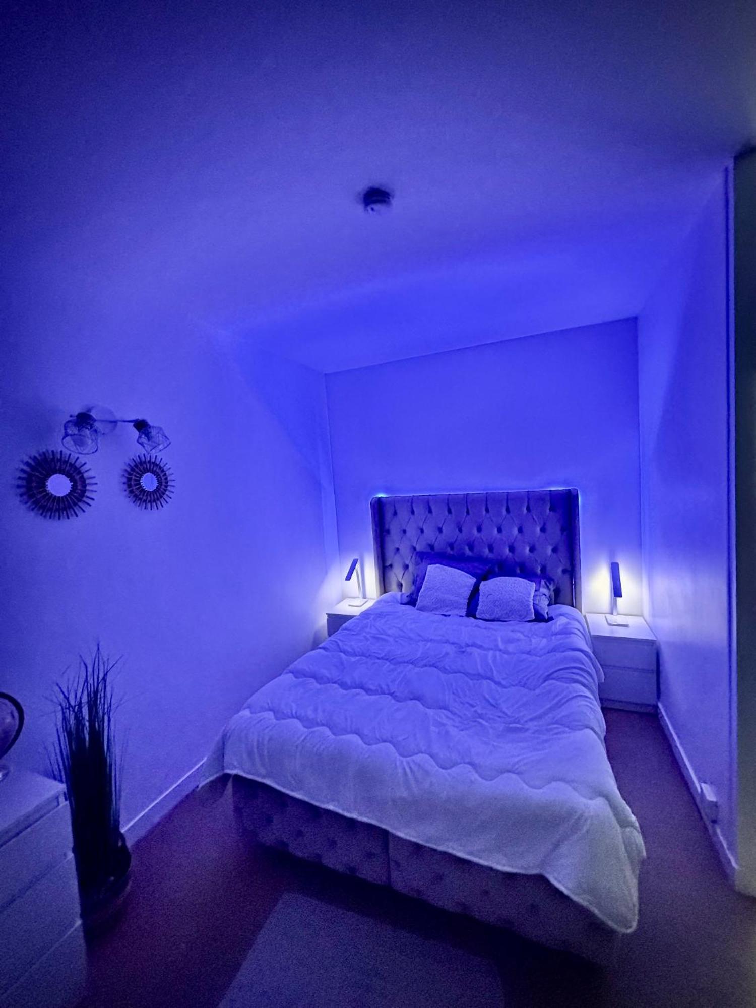 Appartement Avec Piscine Paris Exteriör bild