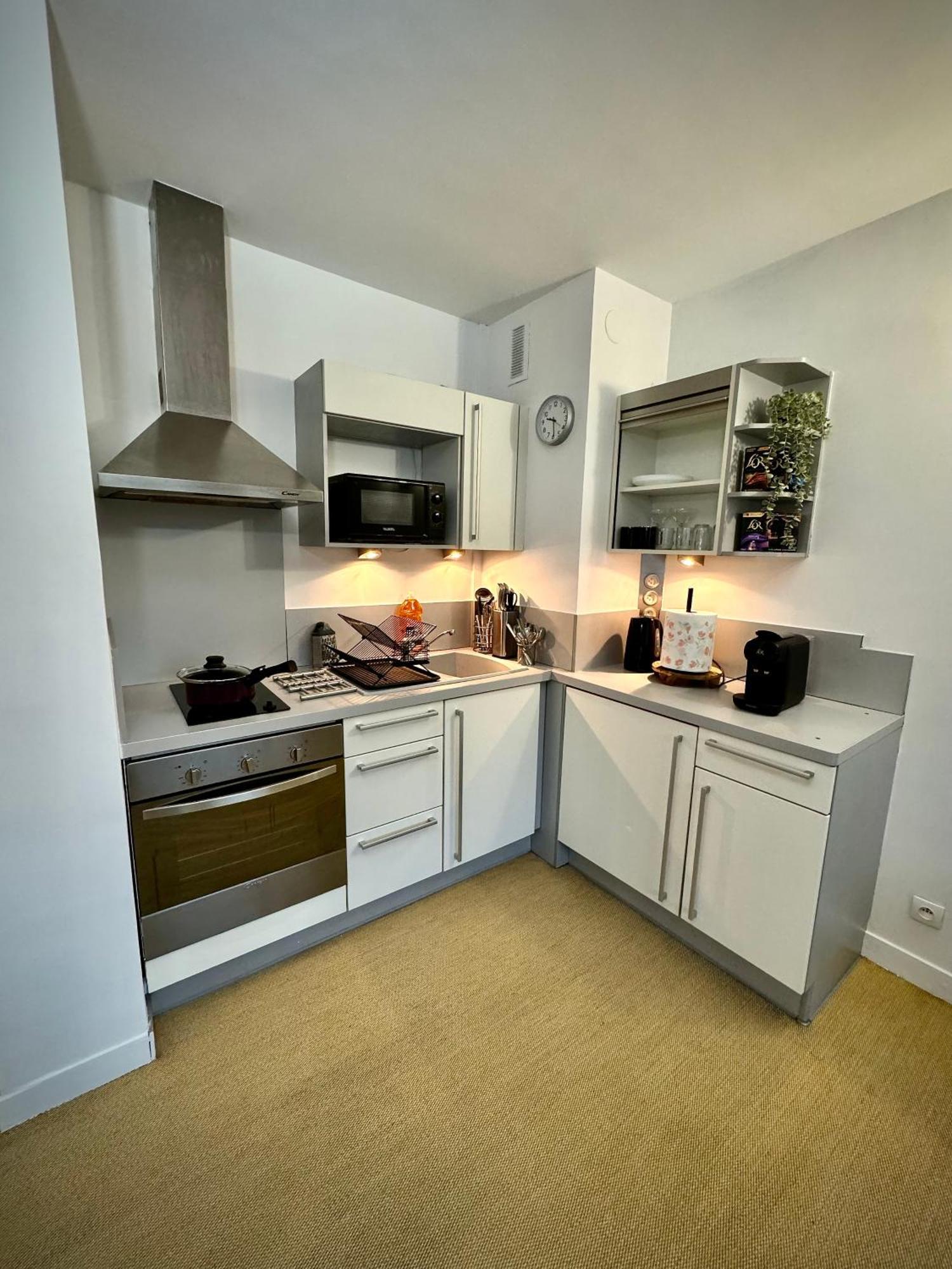 Appartement Avec Piscine Paris Exteriör bild